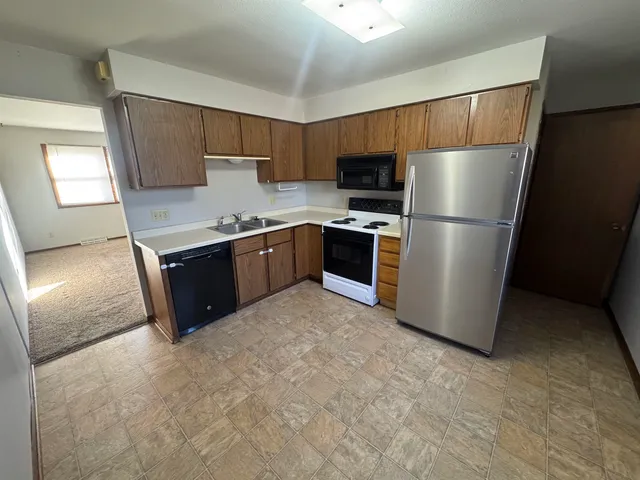 $539,900 | 5802 Sauk Lane, McFarland, WI 53558