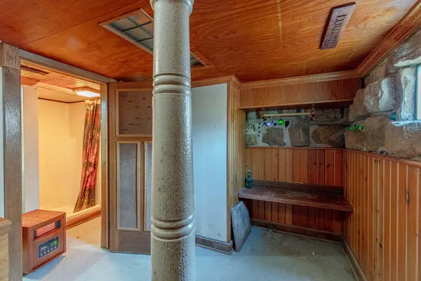 $175,000 | 303-a-b 303-a-b Main, Hollandale, WI 53544