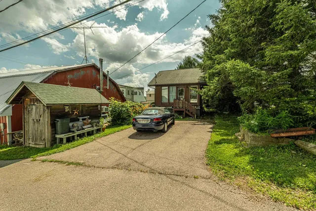 $175,000 | 303-a-b 303-a-b Main, Hollandale, WI 53544