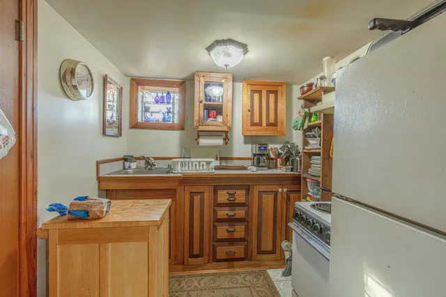 $175,000 | 303-a-b 303-a-b Main, Hollandale, WI 53544