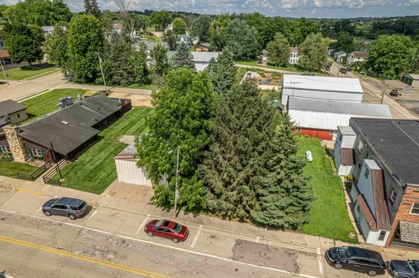 $175,000 | 303-a-b 303-a-b Main, Hollandale, WI 53544