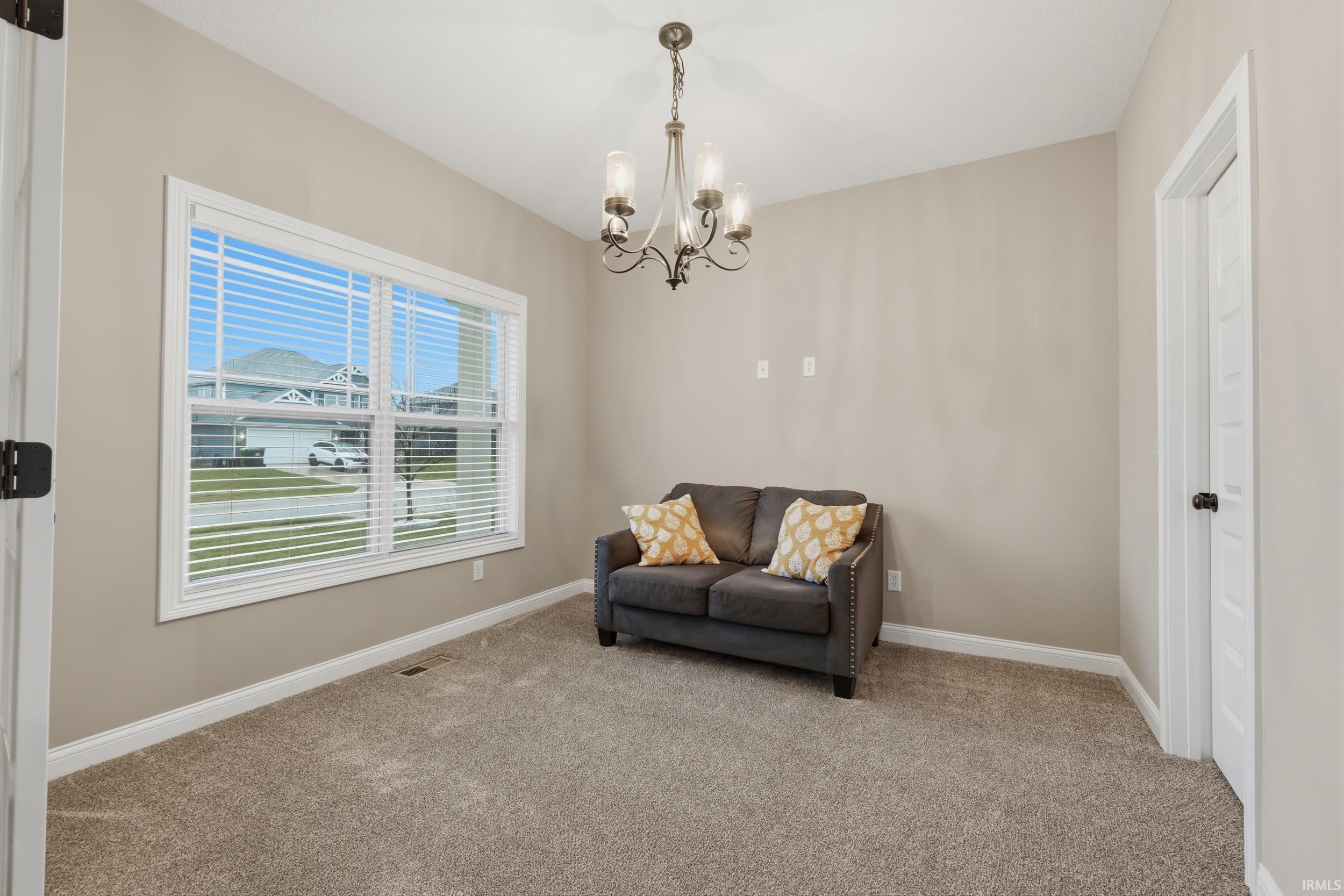 3243 Bristoe Lane Fort Wayne, IN 46814 - Photo 3 of 36