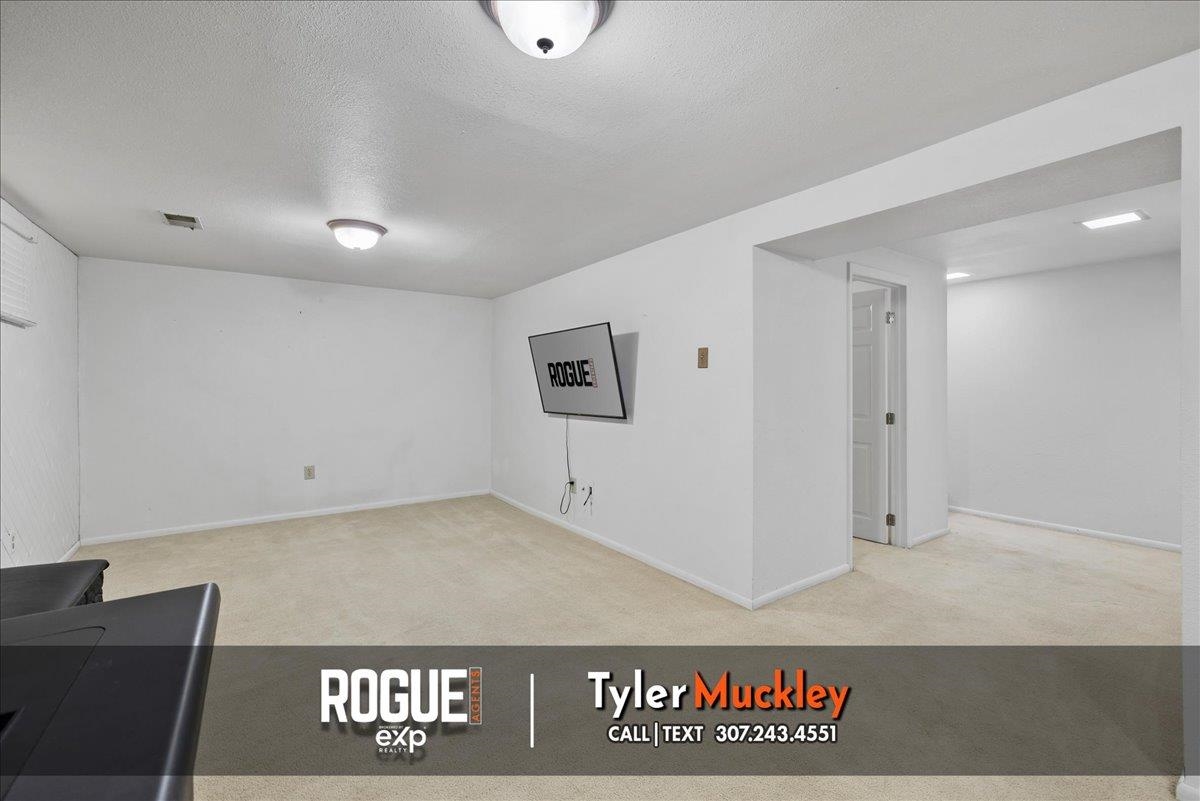 240 Indian Paintbrush Casper, WY 82604 - Photo 28 of 42