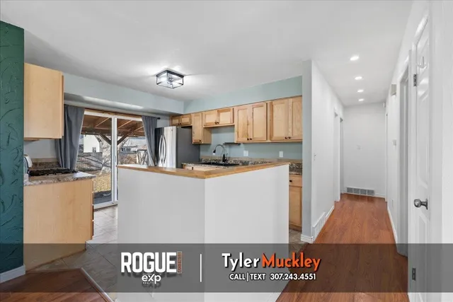 $315,000 | 240 Indian Paintbrush, Casper, WY 82604