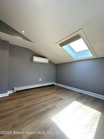 $489,000 | 8 Croft Court | Great Kills