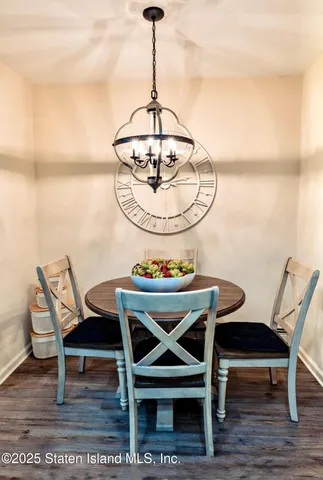 $489,000 | 8 Croft Court | Great Kills