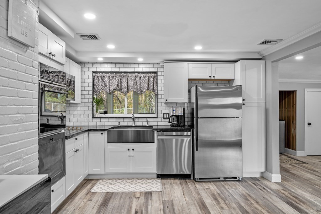 3 Celia Road Peabody, MA 01960 - Photo 8 of 32 Gallery Image 8