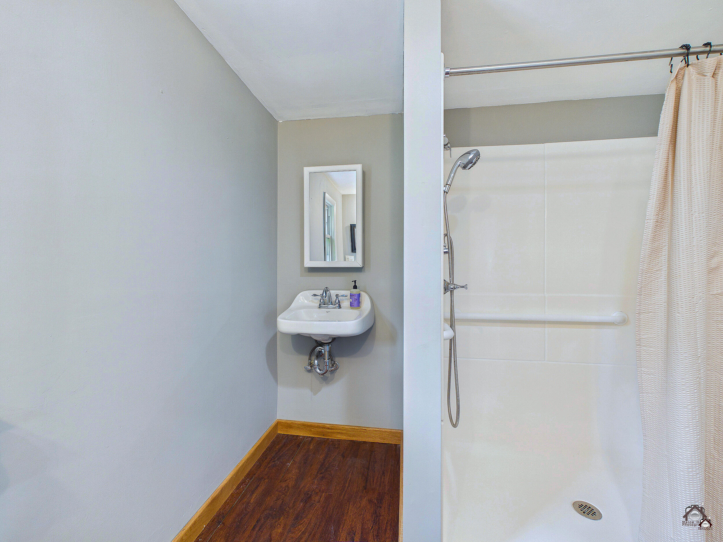 207 Pleasant Street Mechanic Falls, ME 04256 - Photo 25 of 36 160-LP-125
