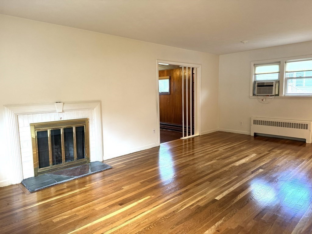 9 Countryside Lane Marblehead, MA 01945 - Photo 11 of 41 Gallery Image 11