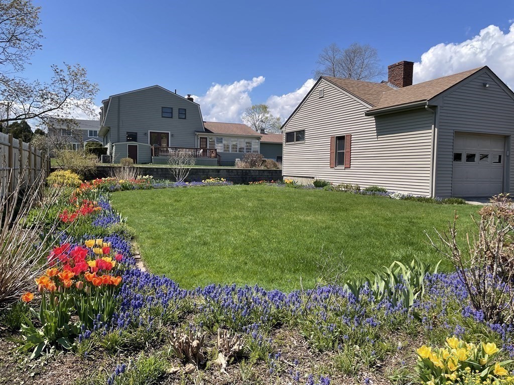 9 Countryside Lane Marblehead, MA 01945 - Photo 3 of 41 Gallery Image 3
