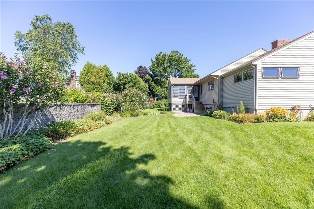 9 Countryside Lane Marblehead, MA 01945 - Photo 7 of 41 Gallery Image 7