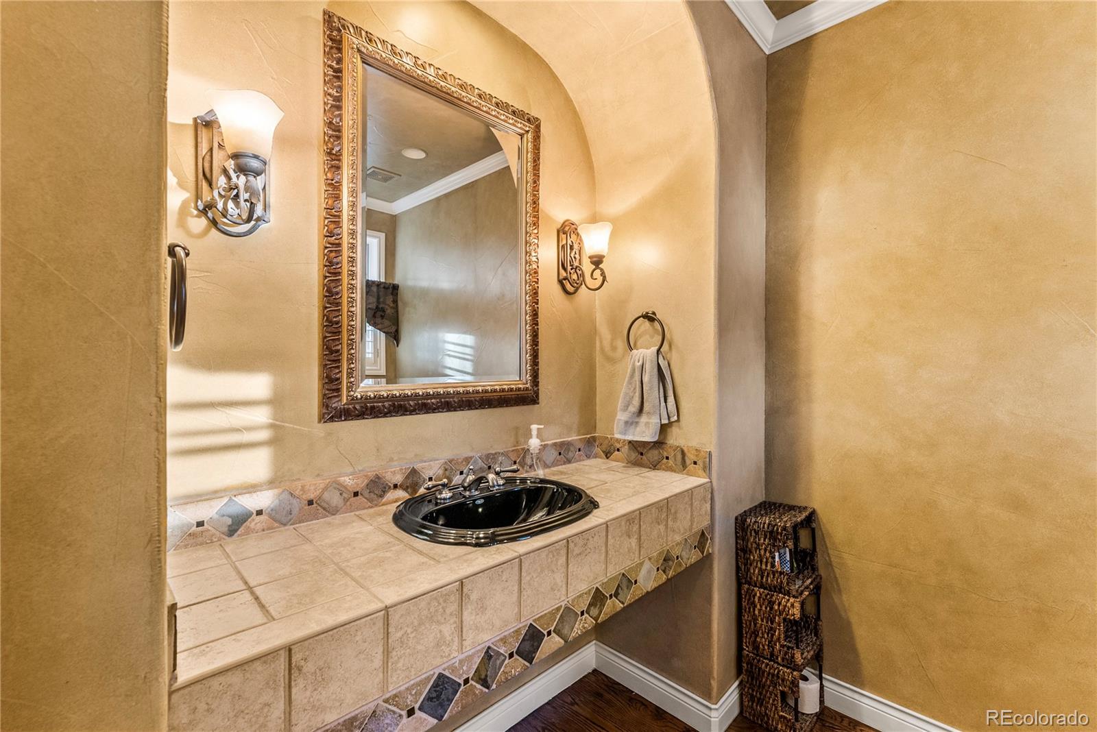 10237 Dowling Way Highlands Ranch, CO 80126 - Photo 22 of 31 Gallery Image 22