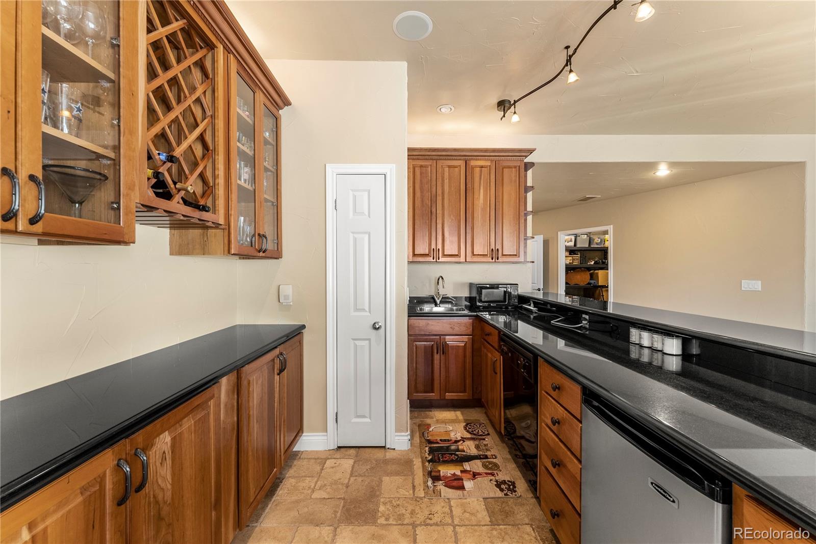 10237 Dowling Way Highlands Ranch, CO 80126 - Photo 24 of 31 Gallery Image 24