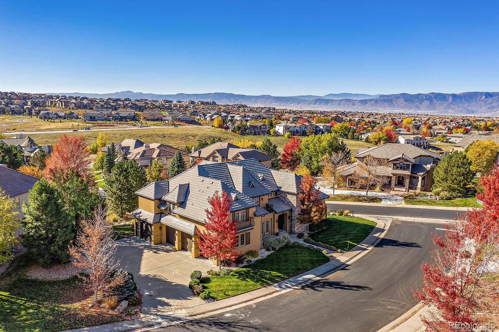 10237 Dowling Way Highlands Ranch, CO 80126 - Photo 4 of 31 Gallery Image 4