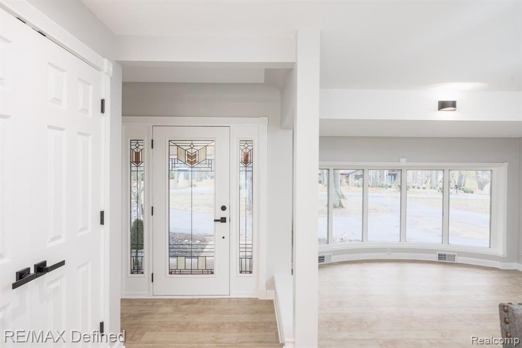 1257 Priscilla Lane Rochester Hills, MI 48309 - Photo 7 of 49