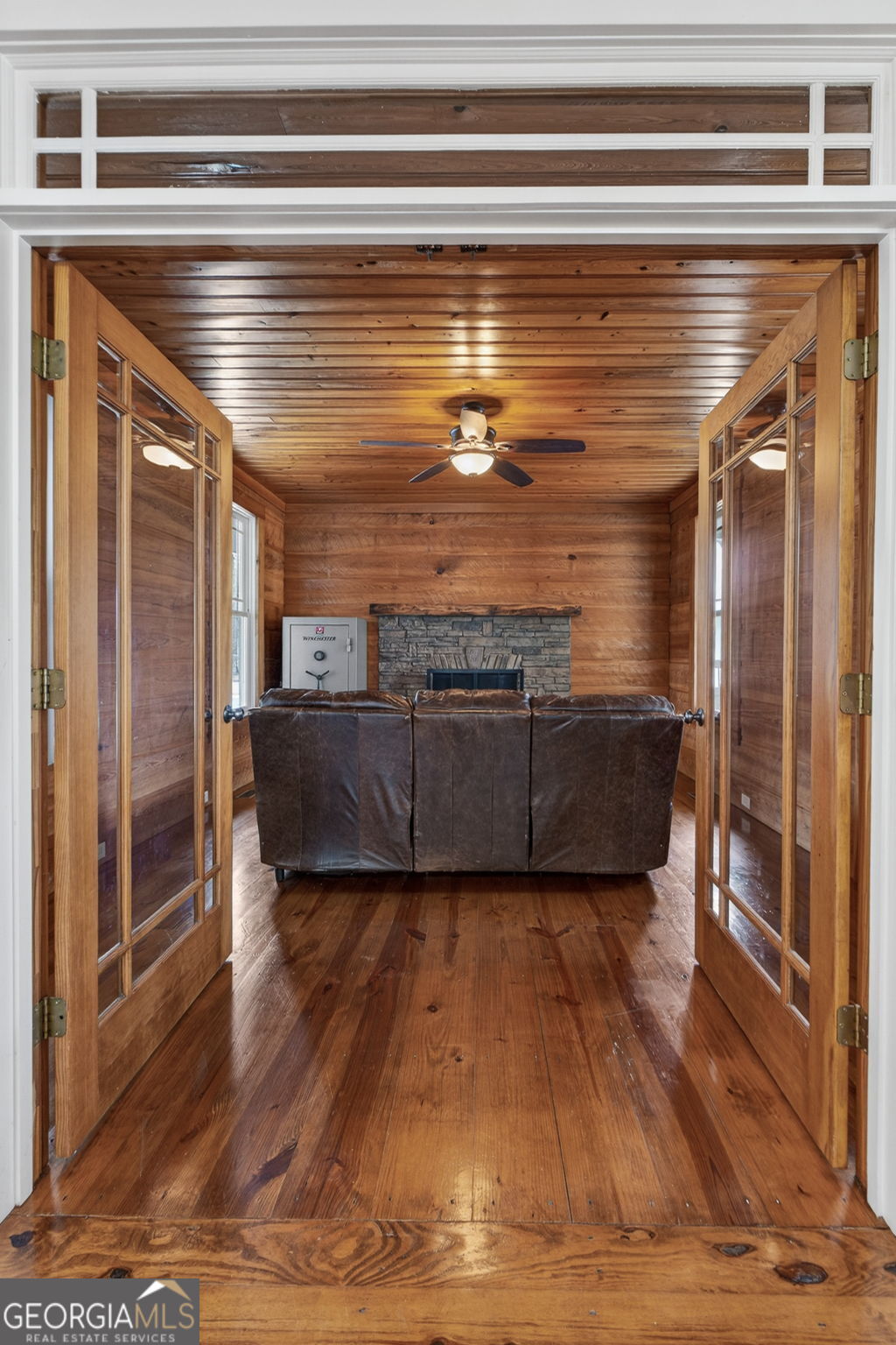 551 Carter Road Griffin, GA 30224 - Photo 28 of 86 a view of kitchen and utility room