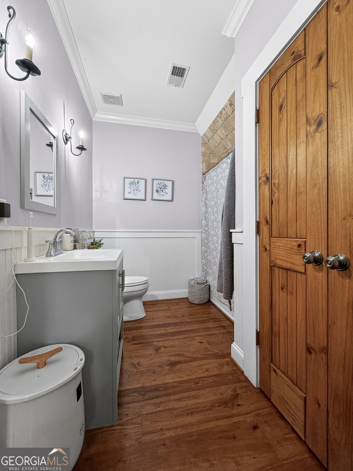 551 Carter Road Griffin, GA 30224 - Photo 61 of 86 a bathroom with a sink a toilet and shower