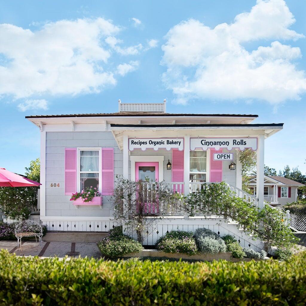 604 Santa Barbara St