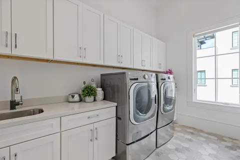 $1,799,000 | 2413 Rosamond Street, Unit A, Houston, TX 77098