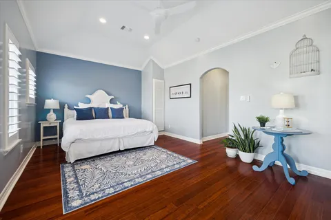 $549,000 | 5717 Val Verde Street, Unit C, Houston, TX 77057