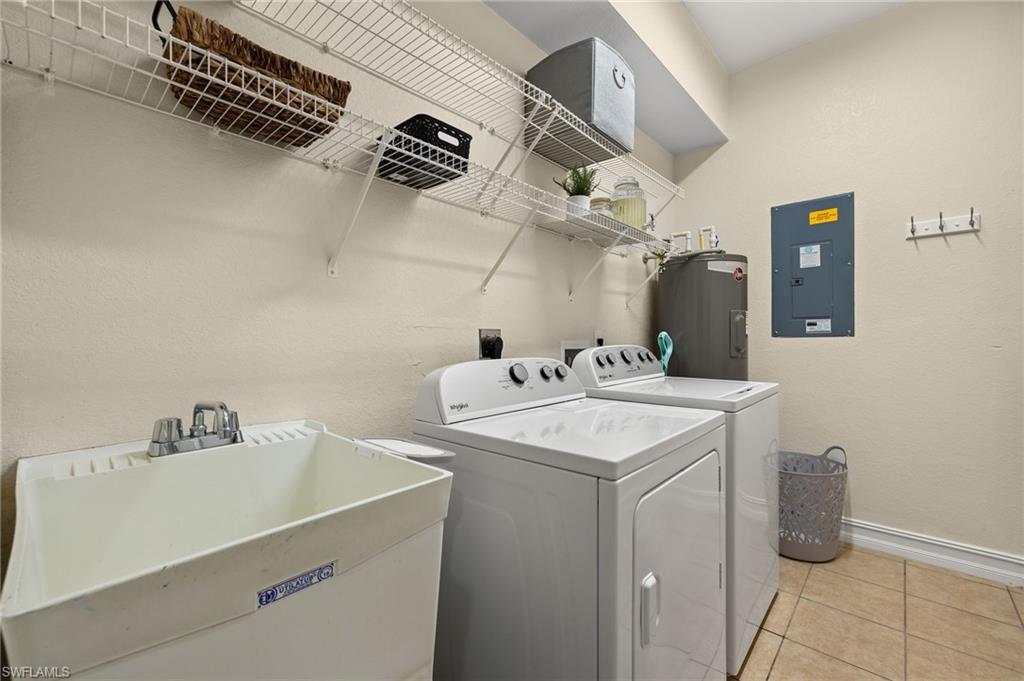 9016 Water Tupelo Road Fort Myers, FL 33912 - Photo 19 of 34