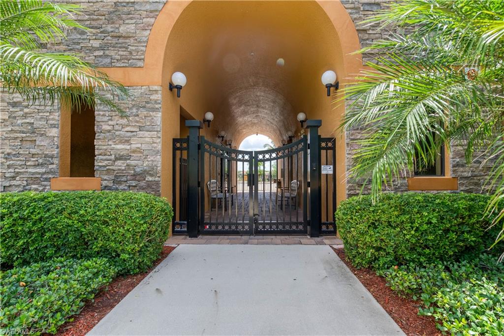9016 Water Tupelo Road Fort Myers, FL 33912 - Photo 33 of 34