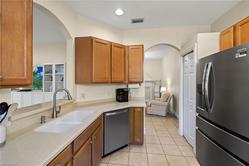 9016 Water Tupelo Road Fort Myers, FL 33912 - Photo 8 of 34