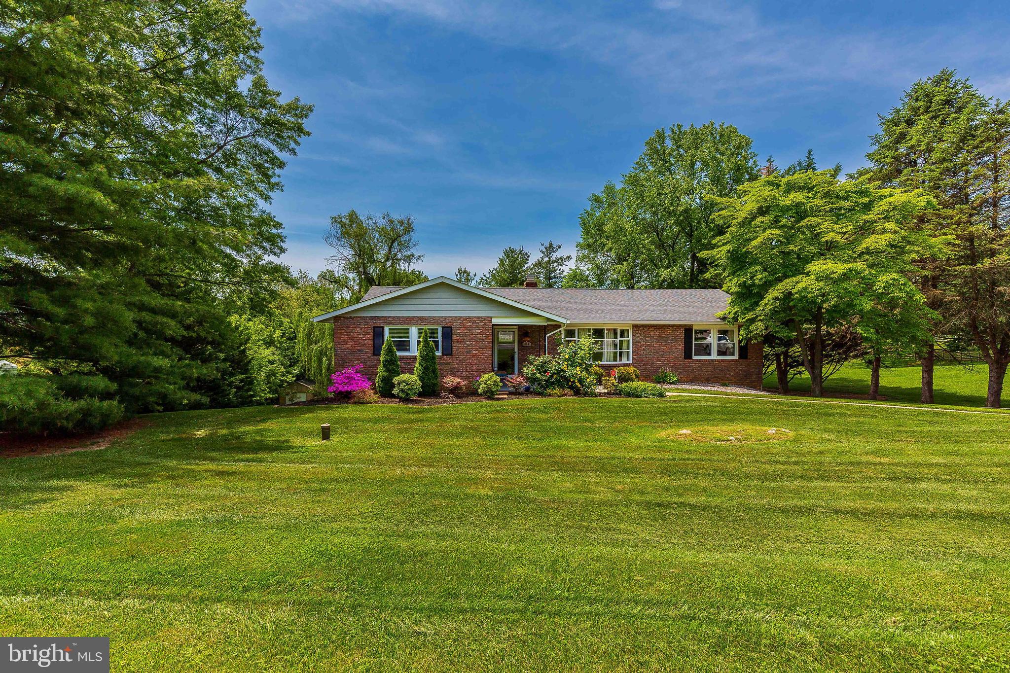 413 Hook Road Westminster, MD 21157 - Photo 2 of 43 Gallery Image 2