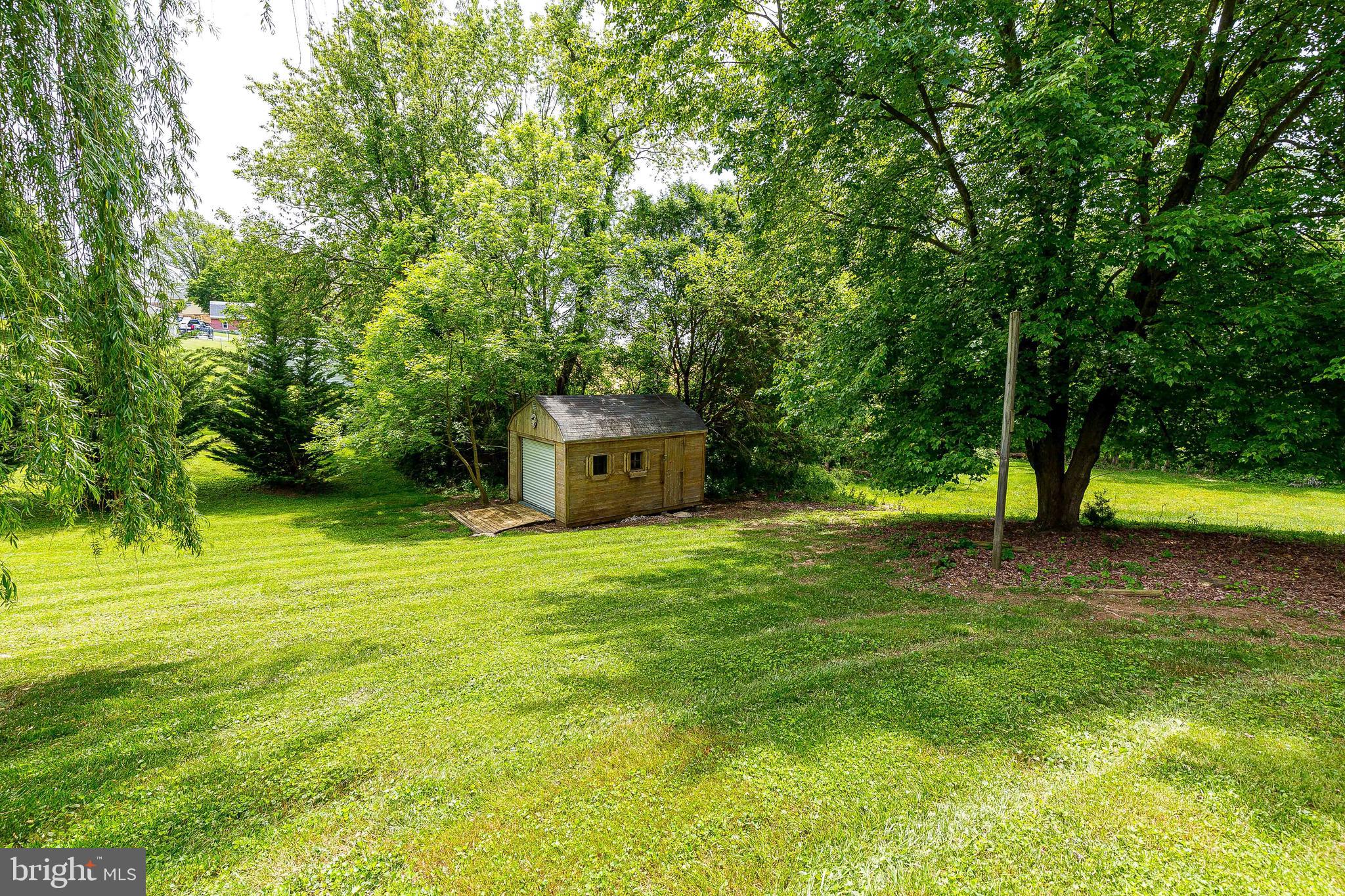 413 Hook Road Westminster, MD 21157 - Photo 5 of 43 Gallery Image 5