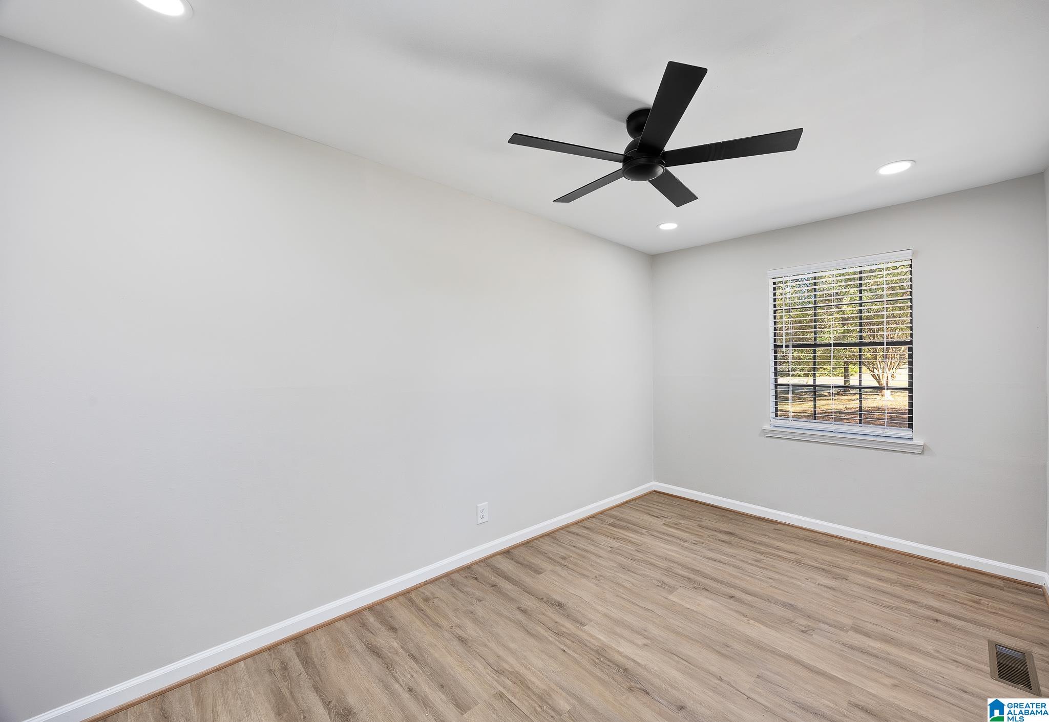 637 Rice Drive Bessemer, AL 35023 - Photo 15 of 31