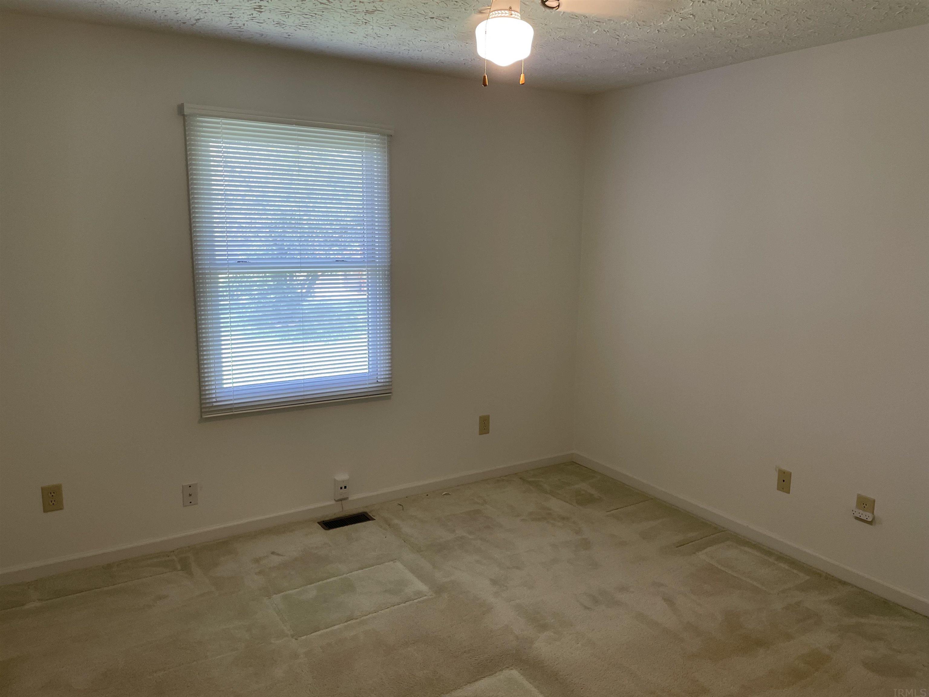 5604 West Petty Road Muncie, IN 47304 - Photo 12 of 18 Gallery Image 12