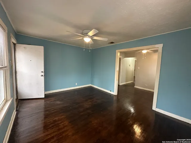 $1,195 | 331 Ira Avenue, Unit B, San Antonio, TX 78209