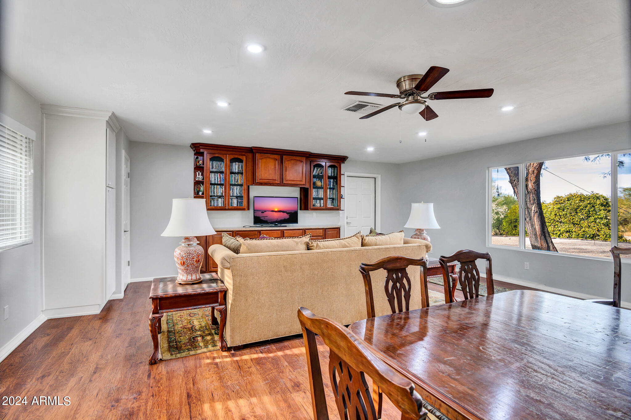 106 West Ridgecrest Road Phoenix, AZ 85086 - Photo 33 of 63 106 W Ridgecrest Rd-6