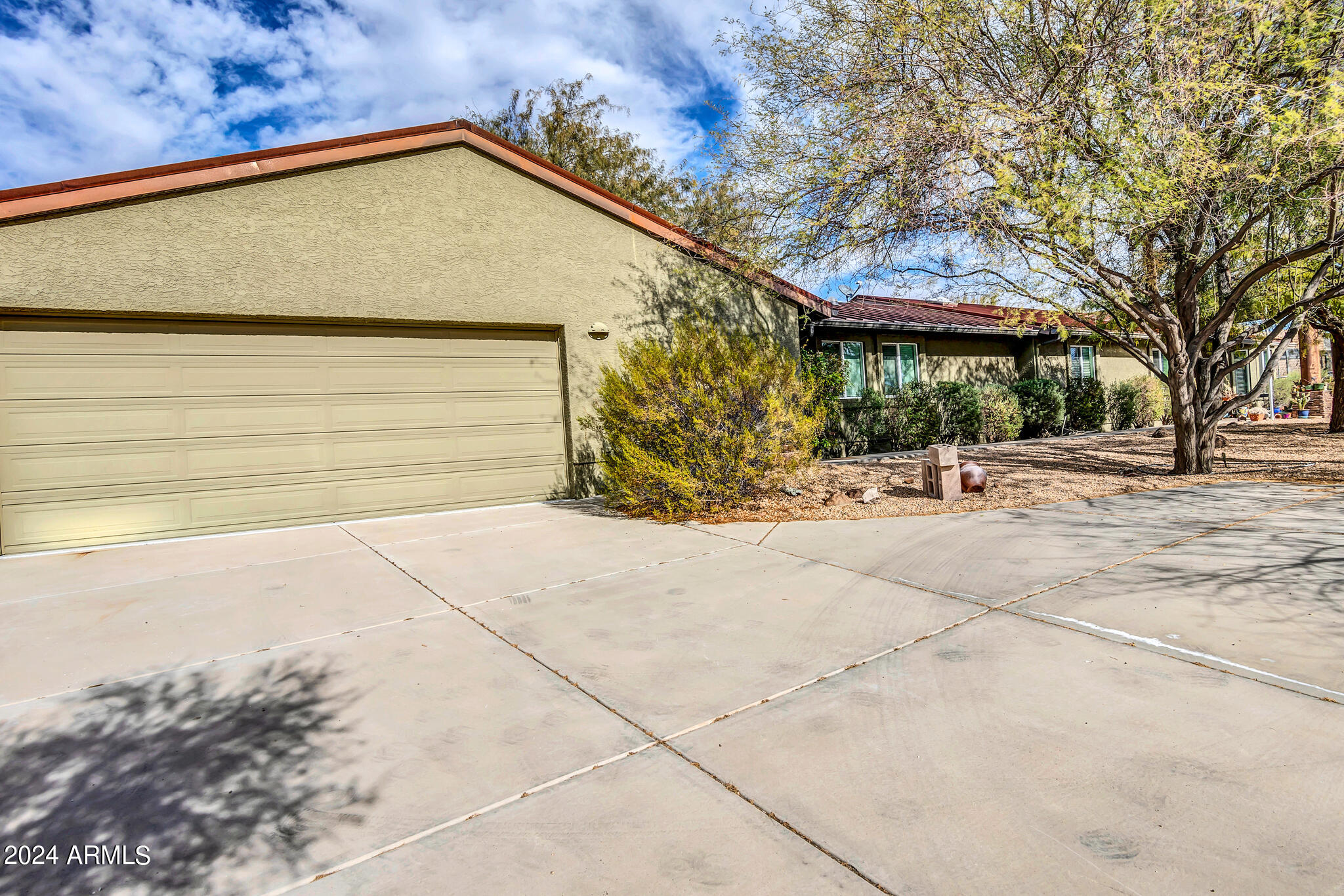 106 West Ridgecrest Road Phoenix, AZ 85086 - Photo 7 of 63 106 W Ridgecrest Rd-2