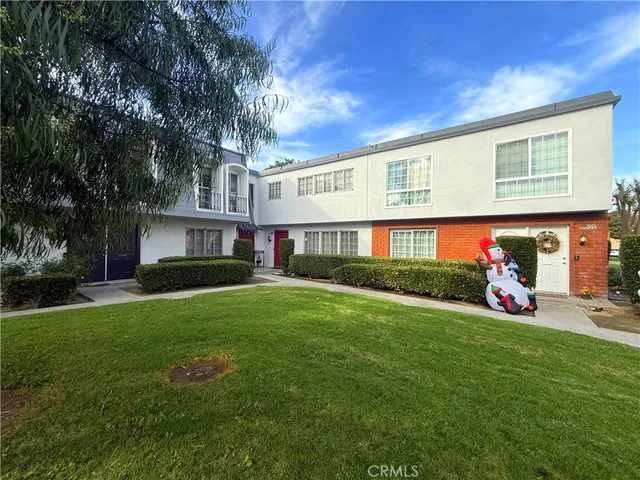 $624,950 | 1974 Glenoaks Avenue, Unit E, Anaheim, CA 92801