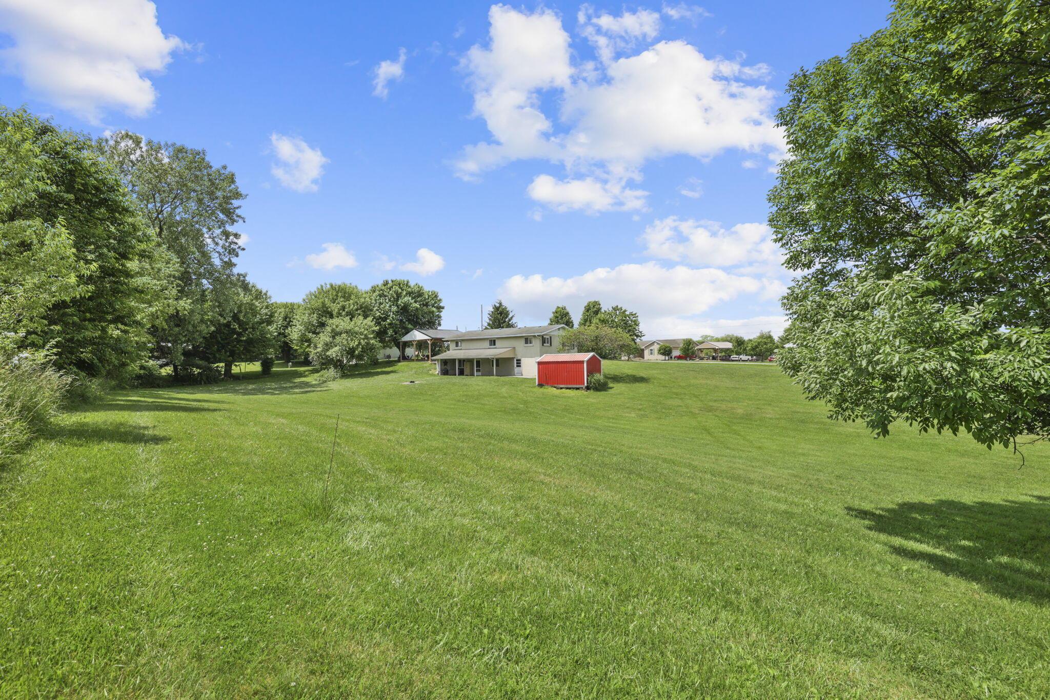 7295 Julian Road Southwest Amanda, OH 43102 - Photo 3 of 57 1000006196