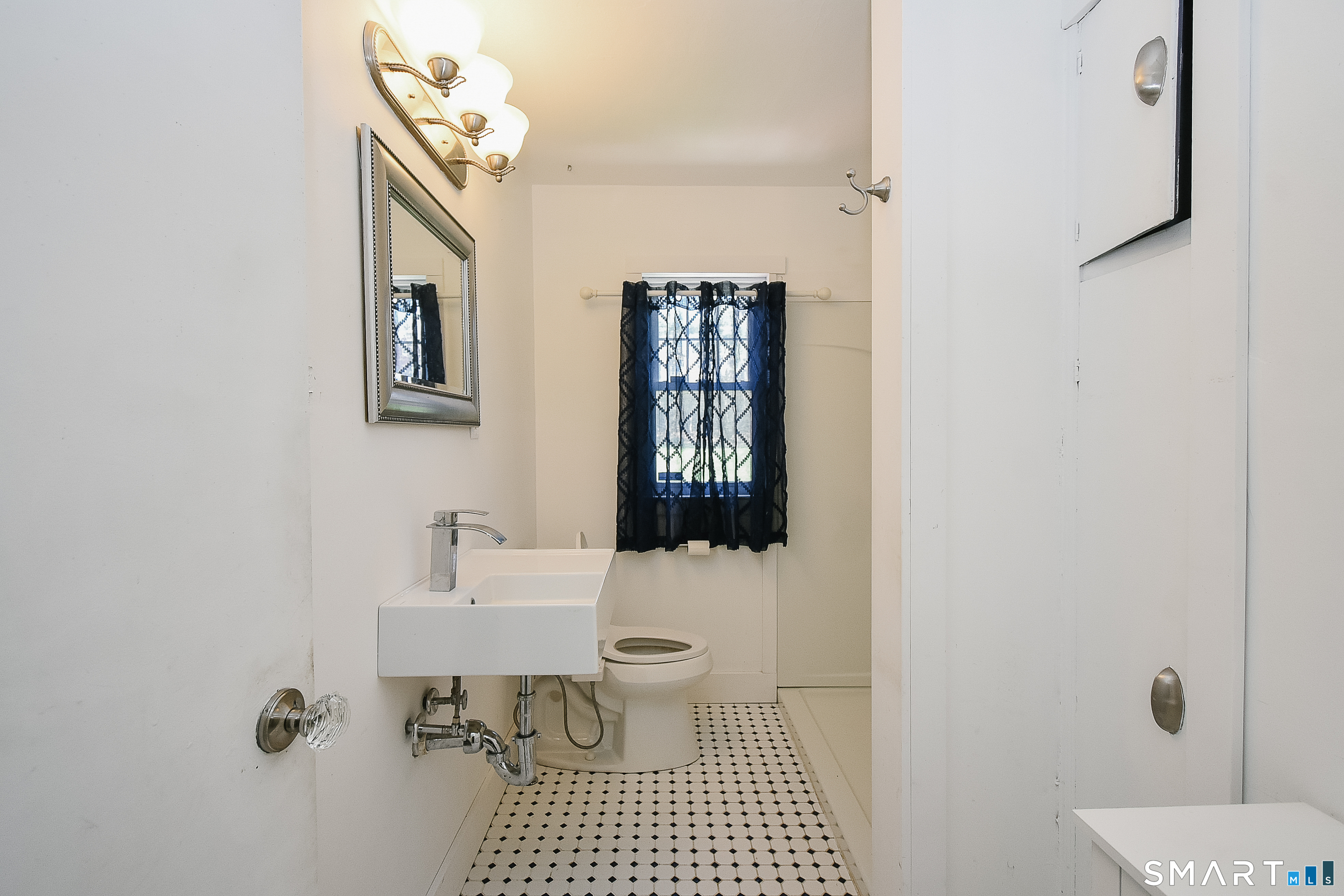 55 Barton Street Torrington, CT 06790 - Photo 16 of 23