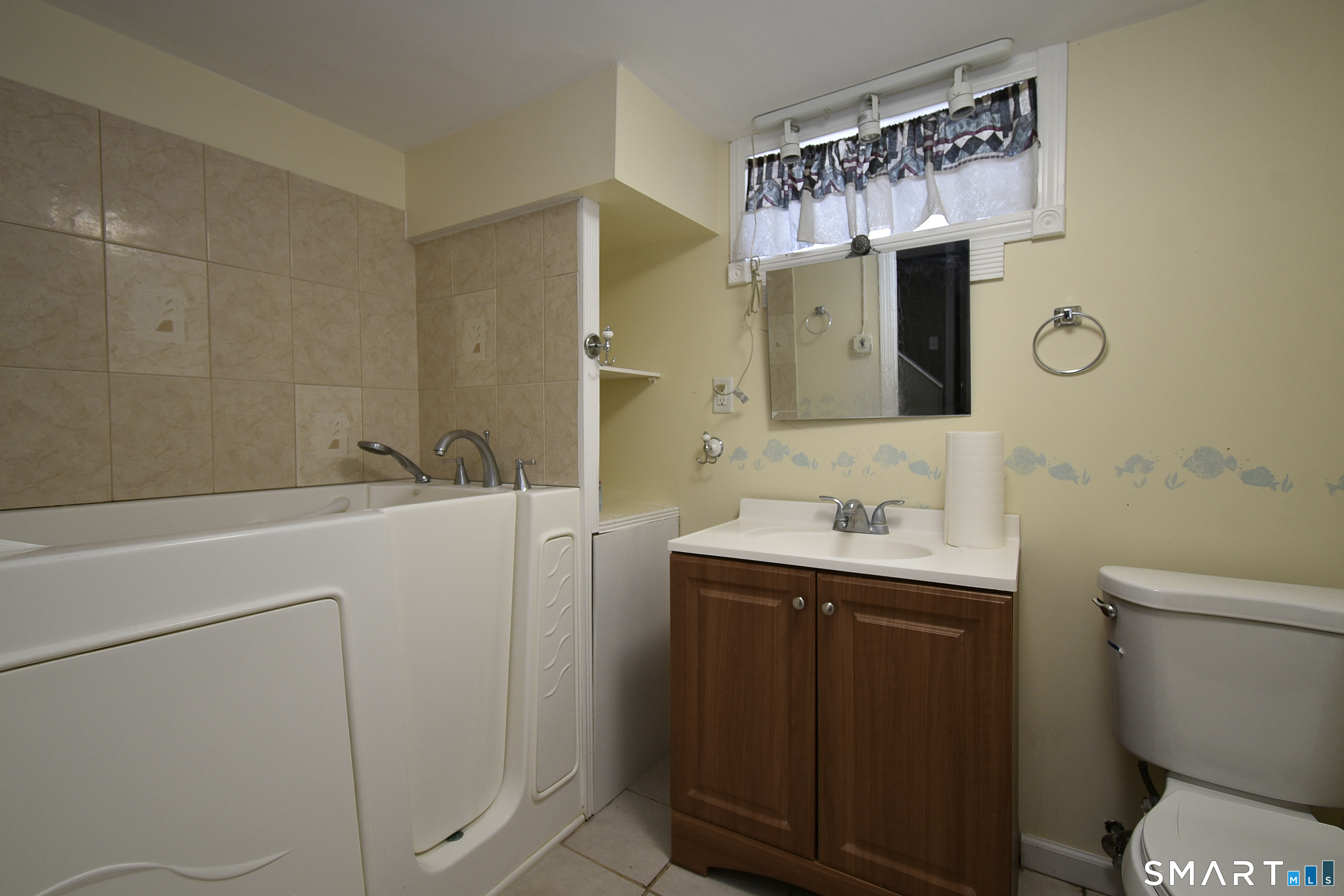 55 Barton Street Torrington, CT 06790 - Photo 17 of 23