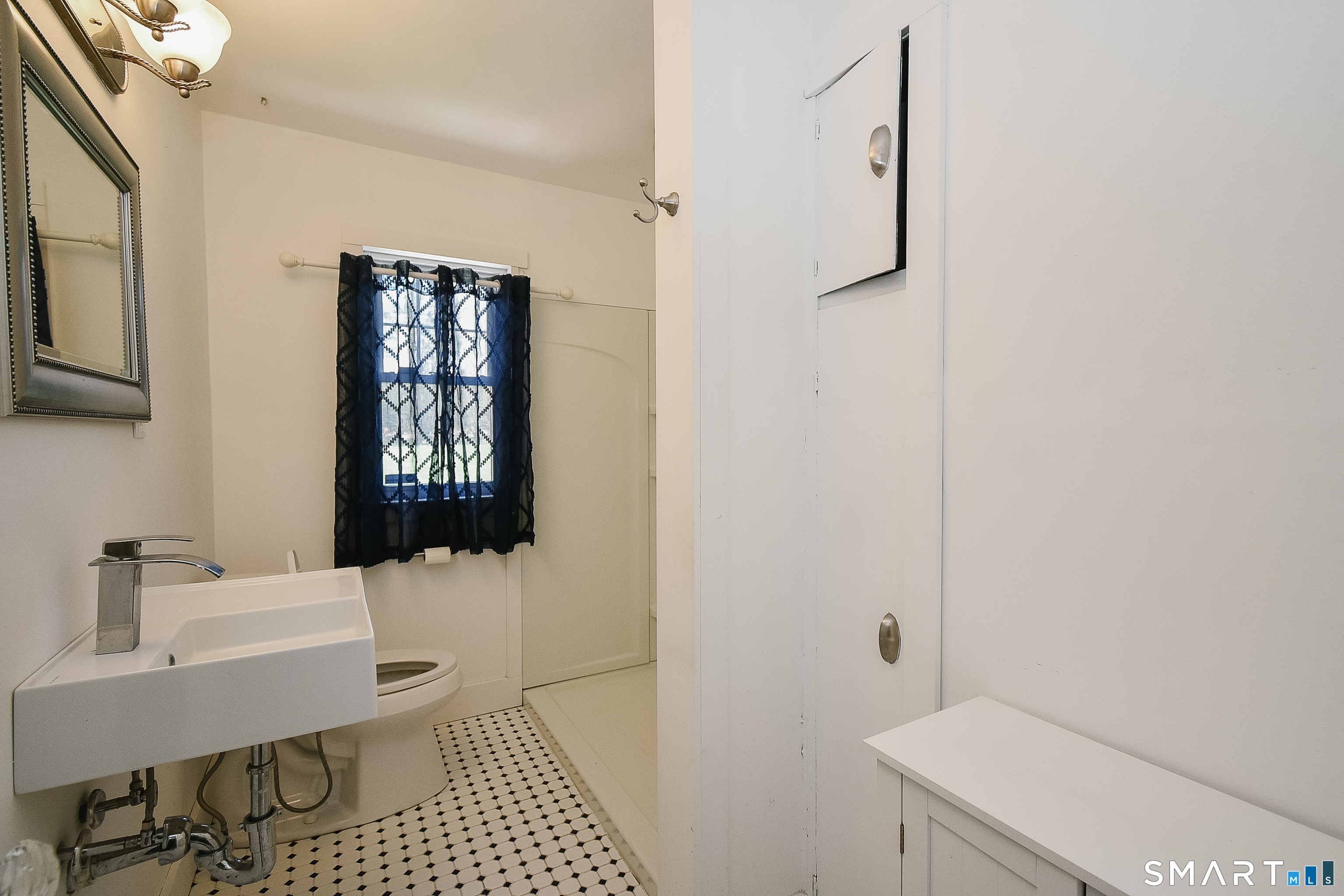 55 Barton Street Torrington, CT 06790 - Photo 18 of 23