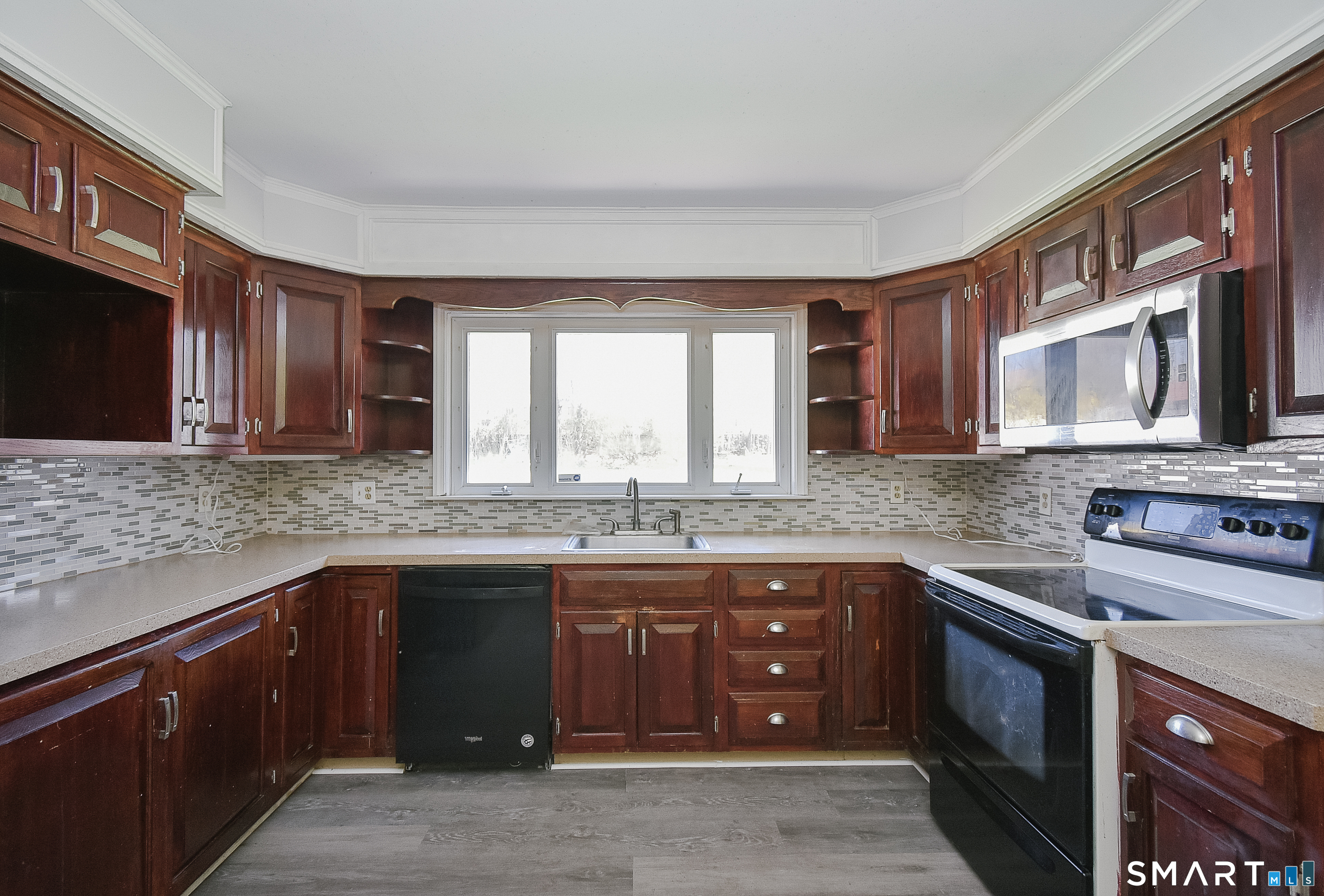 55 Barton Street Torrington, CT 06790 - Photo 2 of 23