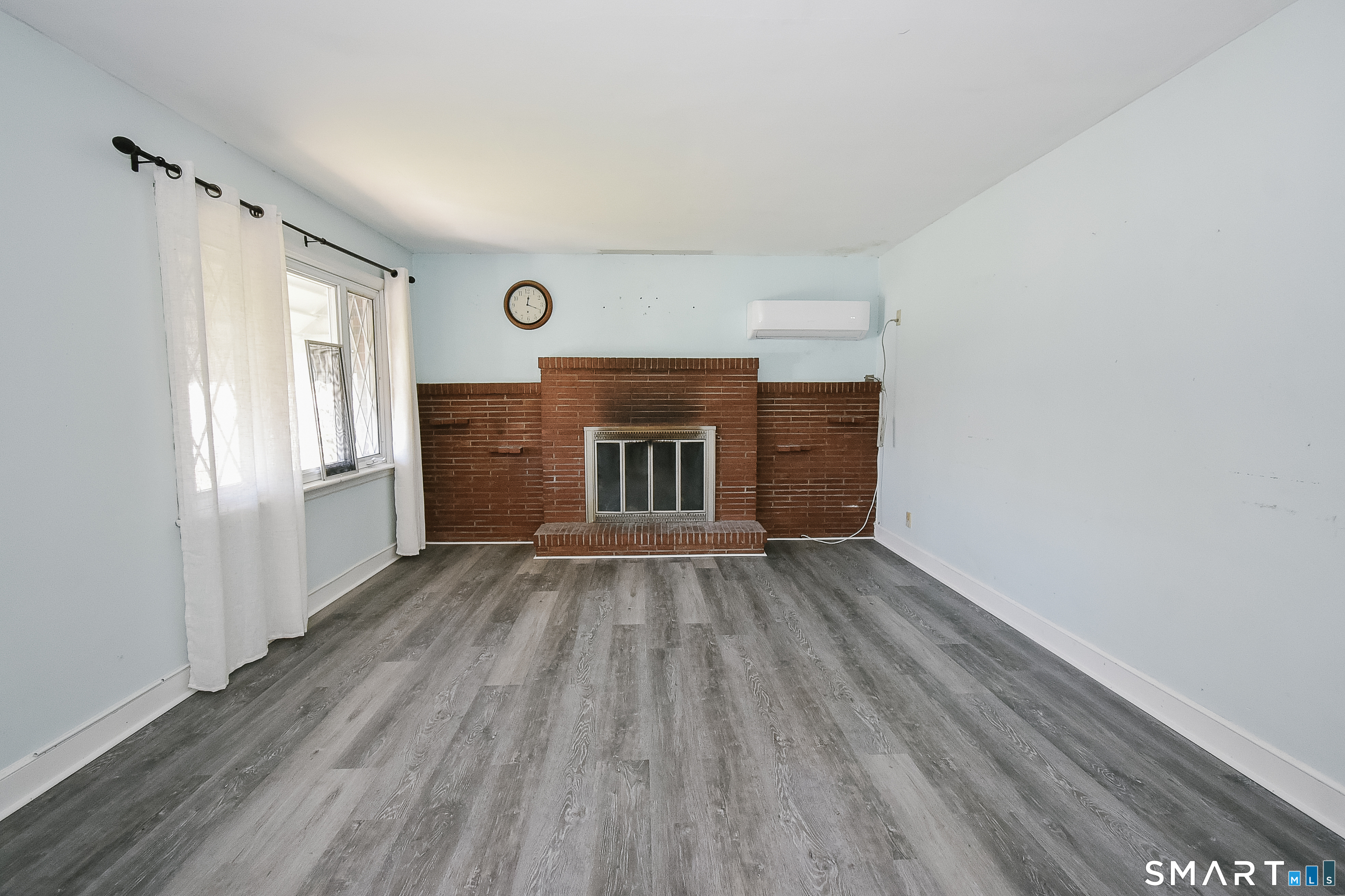 55 Barton Street Torrington, CT 06790 - Photo 7 of 23