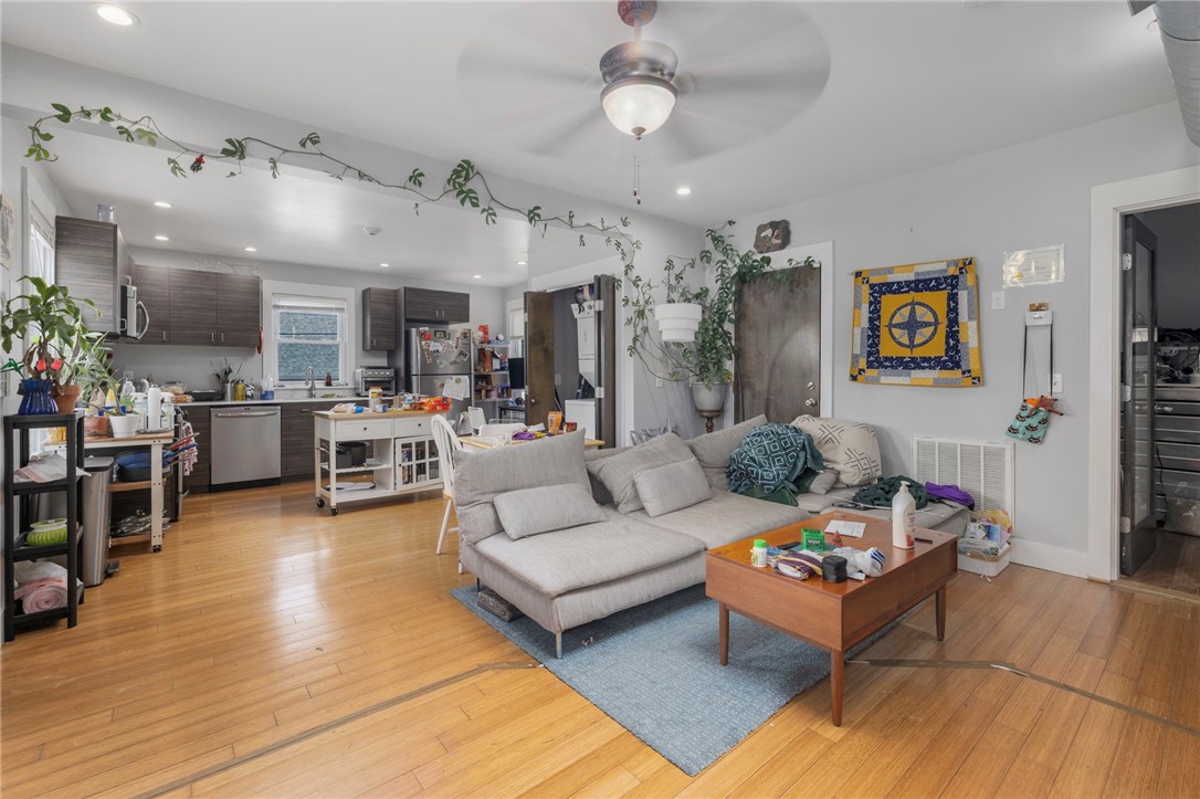 64 Pitman Street Providence, RI 02906 - Photo 8 of 30