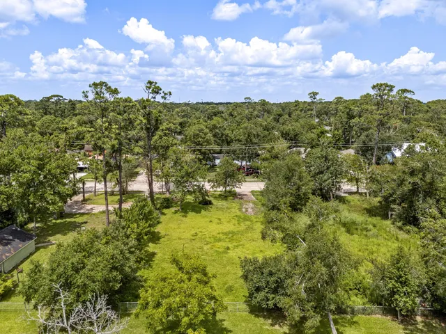 $70,000 | 1518 Deats Road, Dickinson, TX 77539