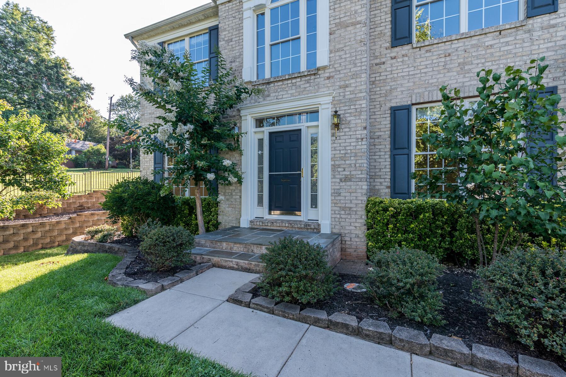 14405 Friendlywood Road Silver Spring, MD 20905 - Photo 2 of 79 Gallery Image 2