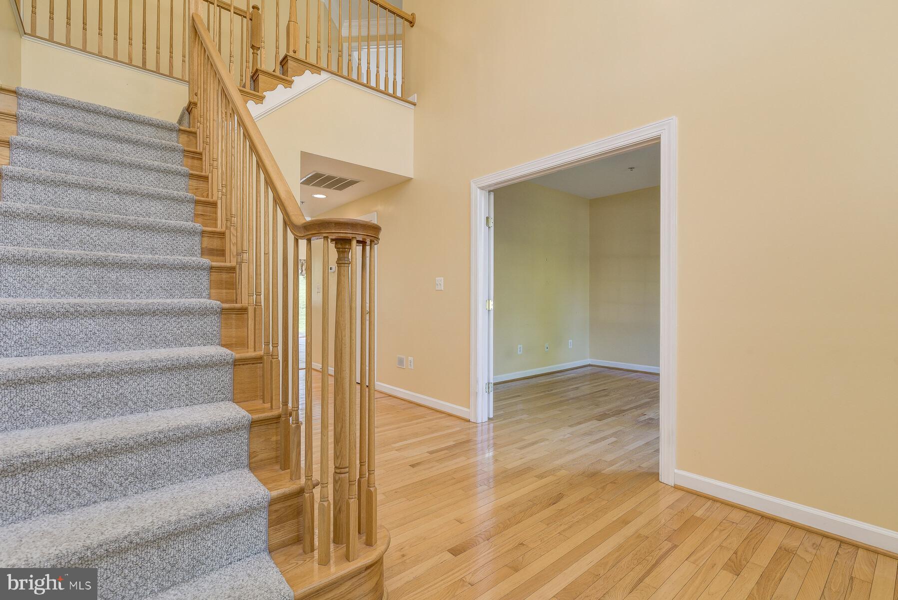 14405 Friendlywood Road Silver Spring, MD 20905 - Photo 4 of 79 Gallery Image 4