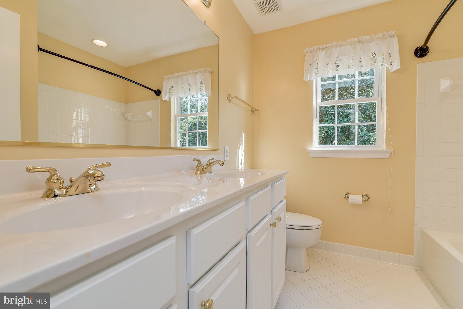 14405 Friendlywood Road Silver Spring, MD 20905 - Photo 43 of 79 Gallery Image 43
