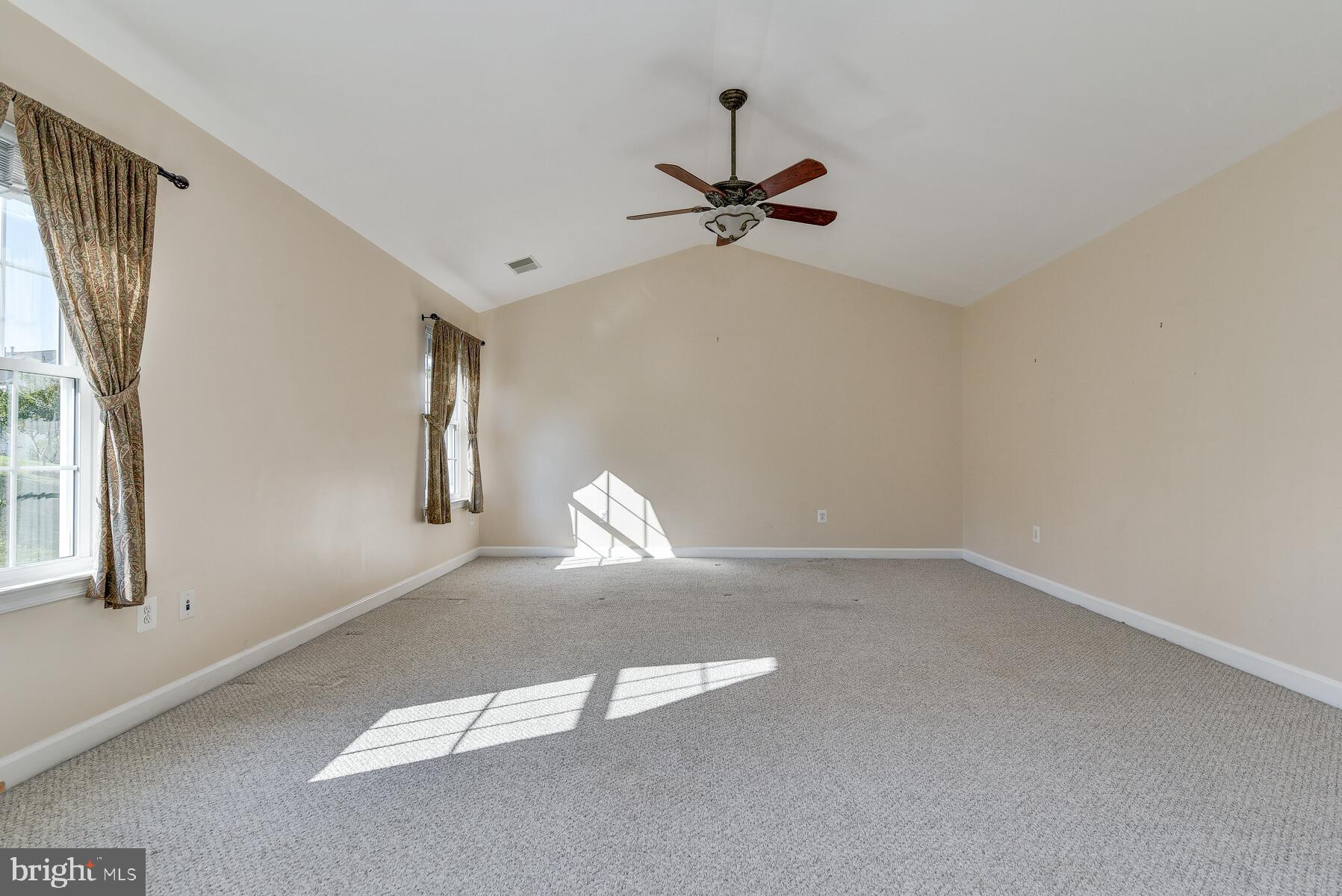 14405 Friendlywood Road Silver Spring, MD 20905 - Photo 51 of 79 Gallery Image 51