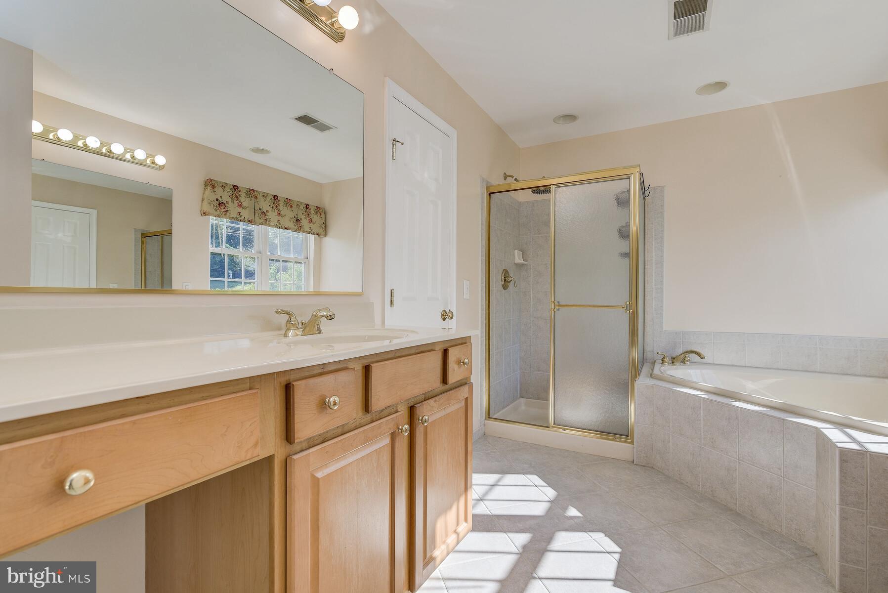 14405 Friendlywood Road Silver Spring, MD 20905 - Photo 56 of 79 Gallery Image 56