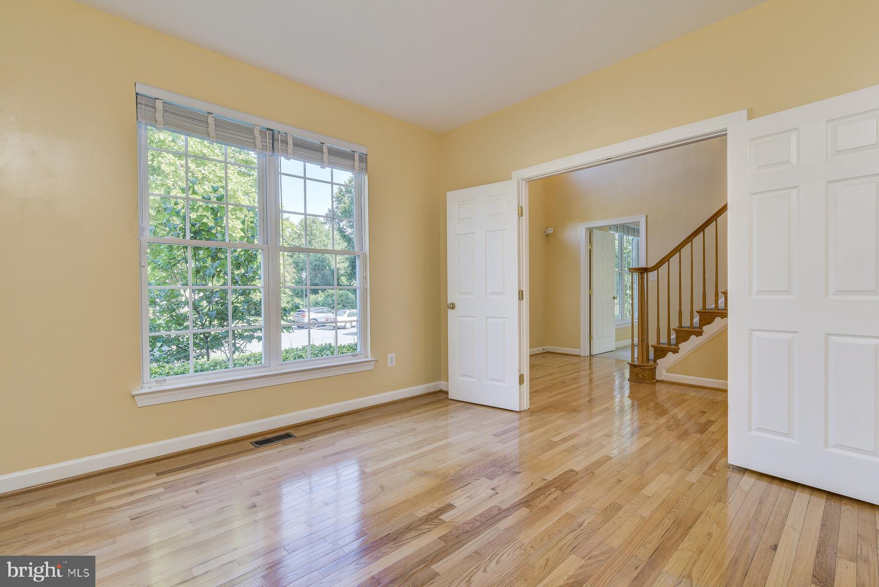 14405 Friendlywood Road Silver Spring, MD 20905 - Photo 8 of 79 Gallery Image 8