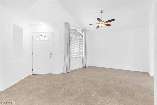 $2,500 | 7600 Beverly Hills Drive, Las Vegas, NV 89147